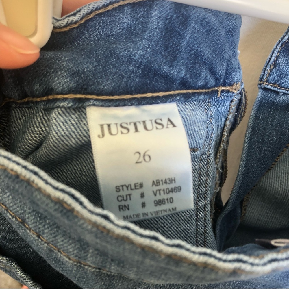JUST USA Shorts Size 26 Cargo Pockets Raw Hem Outdoor Beach - Picture 3 of 7